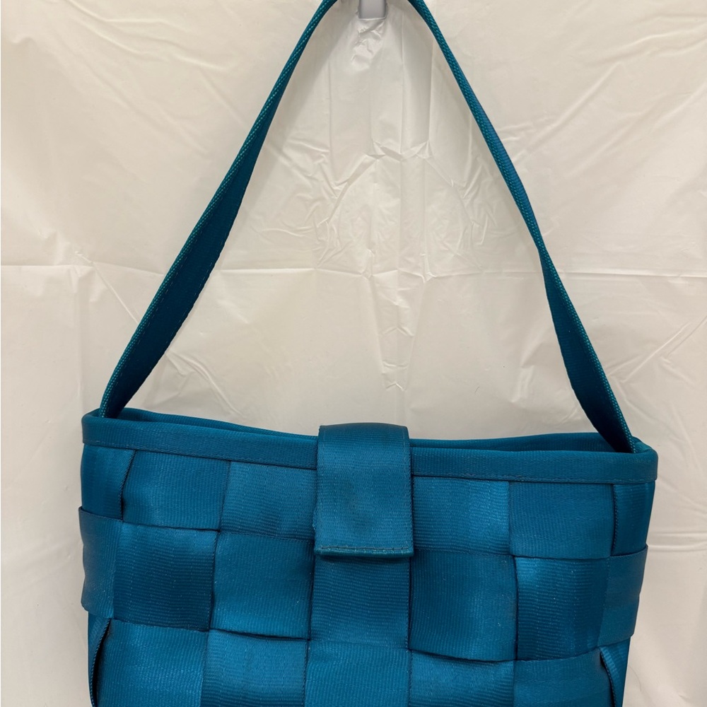 Harvey’s Seatbelt Bag